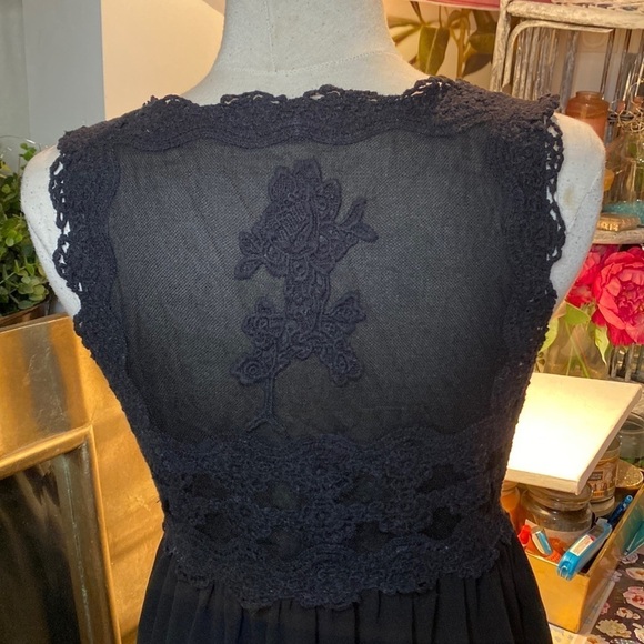 🌷 Pull&Bear 🌷 Rose Crochet Lace Embroidered  Sheer Button Up Babydoll Dress - Picture 6 of 10